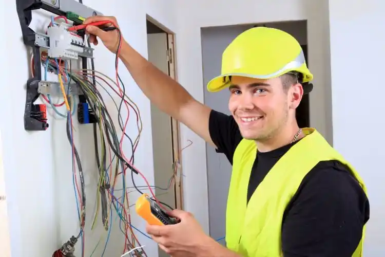 elektricien Broekhuizen